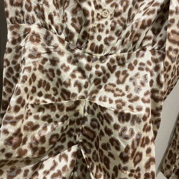 NWT Pretty Little Thing Leopard Print Ruffle Mini Wrap Dress - Picture 8 of 10